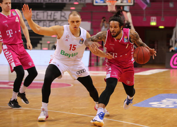 放量突破百 放量突破百